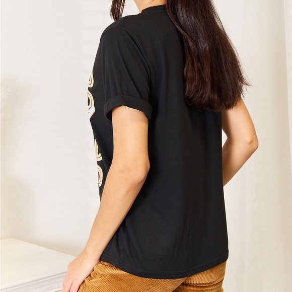 NEW Simply Love Black Be Kind Rainbow Graphic Tee T-Shirt - Picture 3 of 9